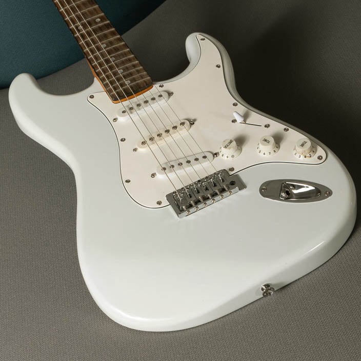 ColorTone Aerosol Guitar Lacquer, Olympic White