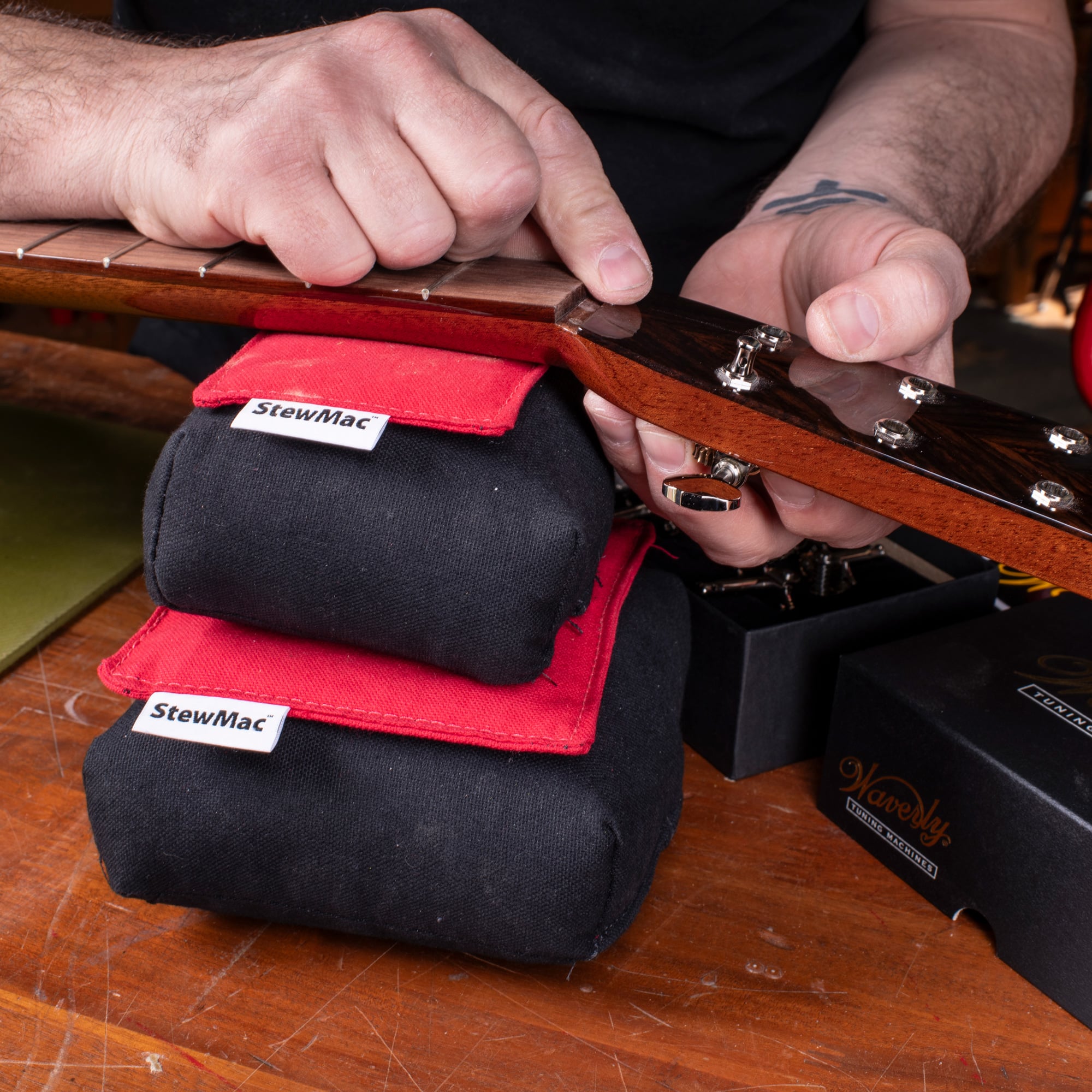 StewMac Deadblow Neck Rest